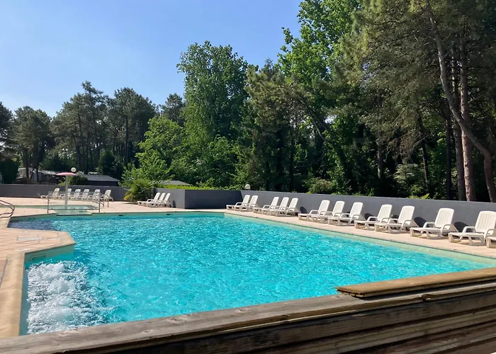 Camping Lagon B032 *