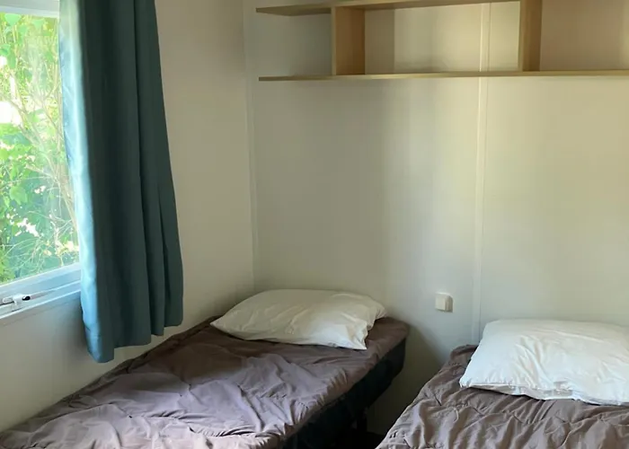 Camping Lagon B032 *